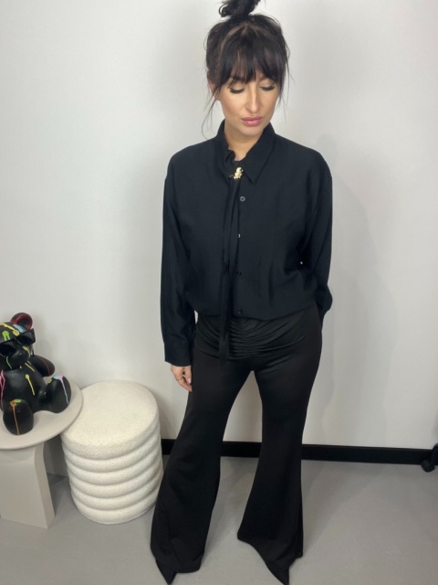 Legginsy z rozszerzaną nogawką czerń