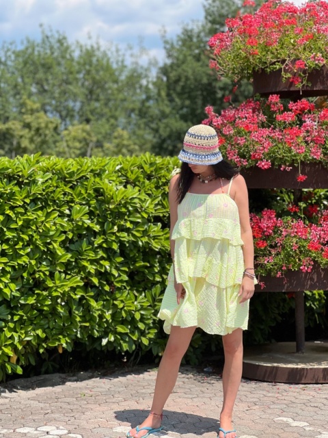 Muślinowa sukienka na ramiączkach żółta