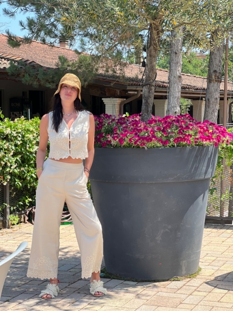 Komplet beżowy z wzorem