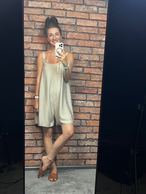 Wiskozowy krótki kombinezon popiel