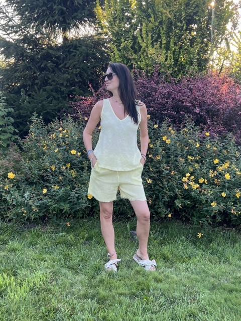 Lniane krótkie spodenki banan