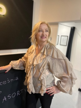 Koszula z falbanami beż