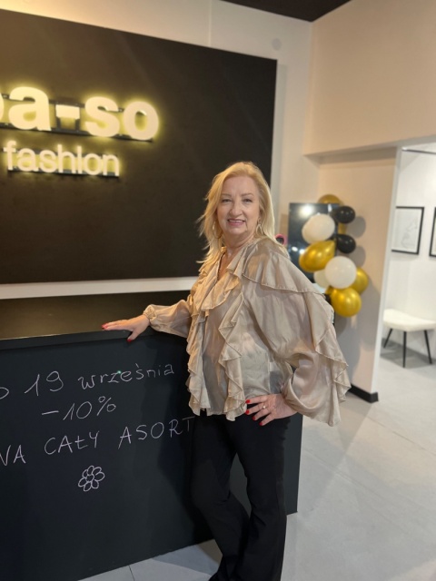 Koszula z falbanami beż