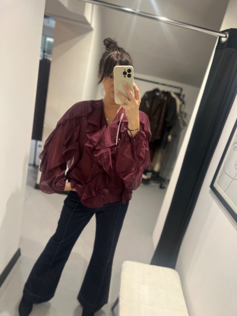 Koszula z falbanami bordo