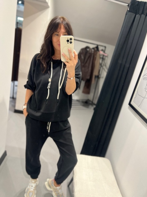 Komplet dresowy z kapturem czerń