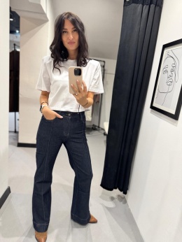 Jeansy z rozszerzaną nogawką