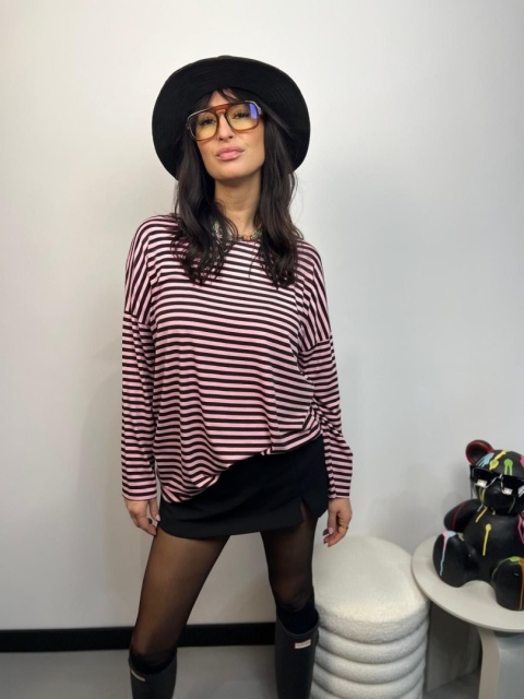 Koszulka w paski róż