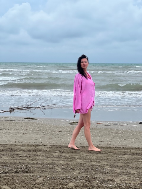 Rożowa koszula muślinowa