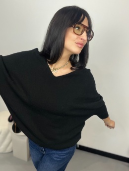 Sweter z dekoltem V czerń