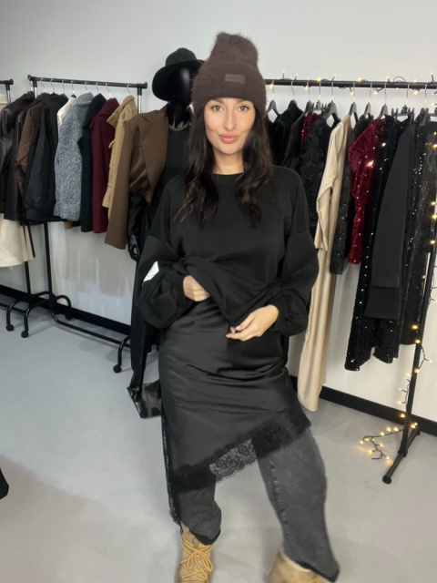 Bieliźniana sukienka z koronką