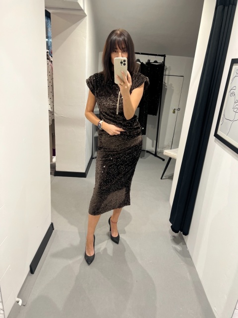 Welurowa spódnica czekolada